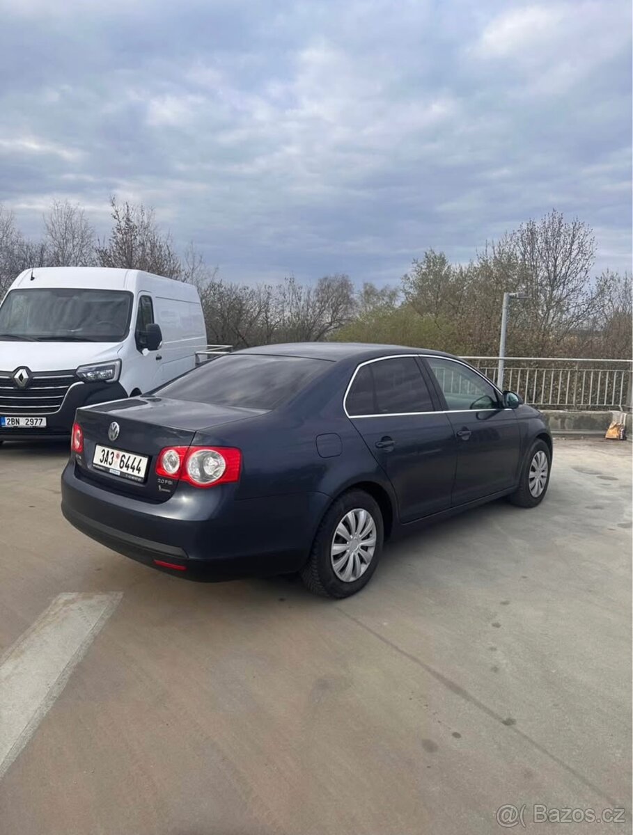 Volkswagen jetta - 2