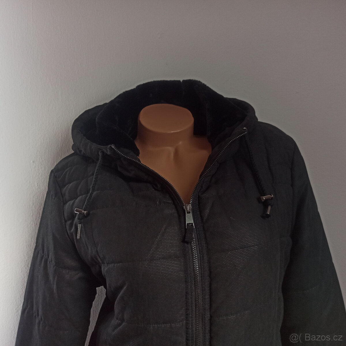 NOVÁ dámská zimní bunda 40 - 42 - 2