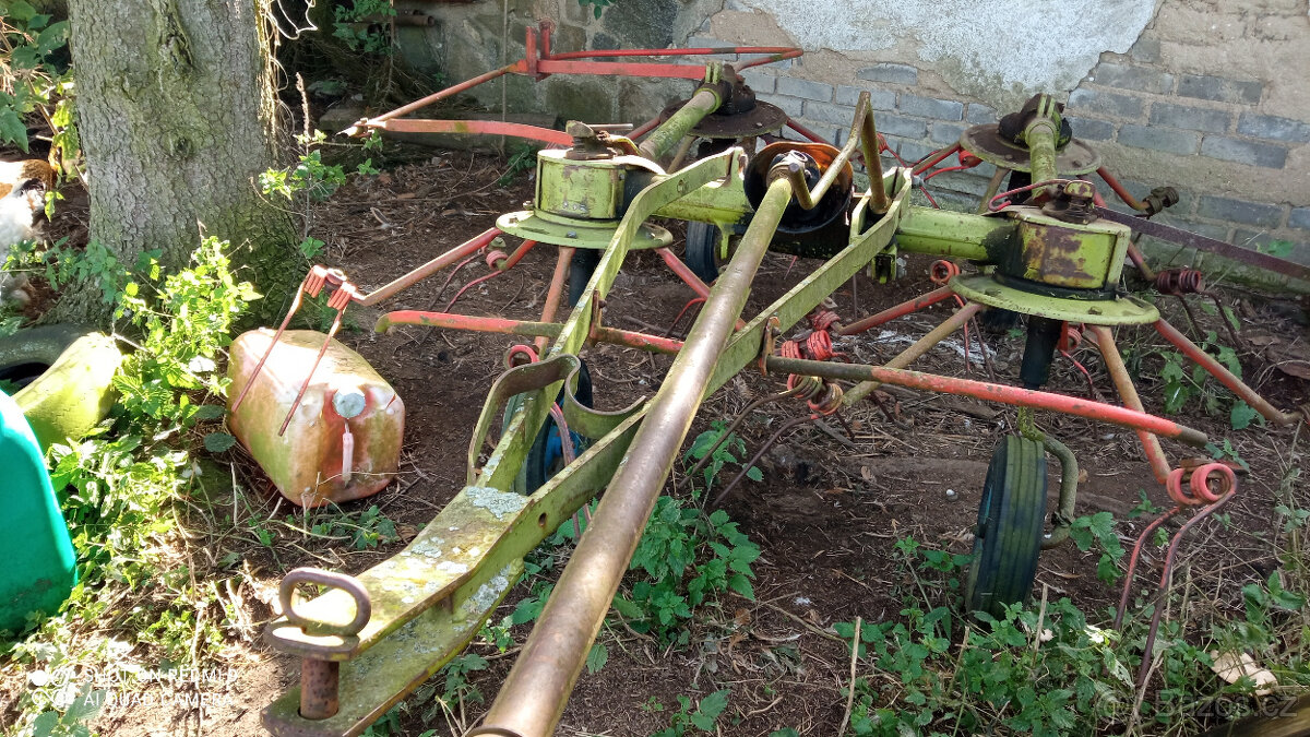 Prodám Obraceč Claas tažený - 2