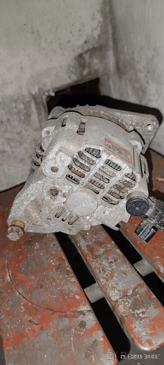 Mazda 323F BG 1.6 16V alternátor - 2