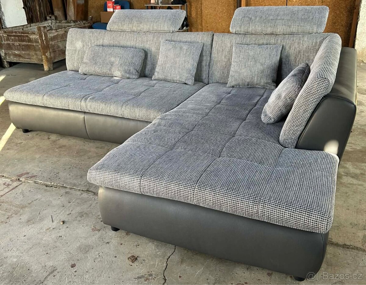 Krásná sedací souprava - 2