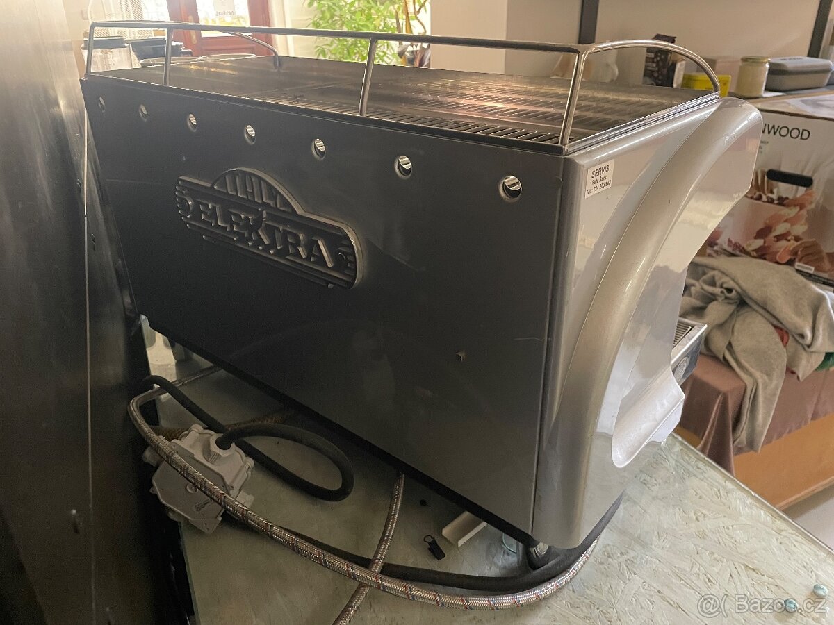 Kávovar ELEKTRA rv.2002 - 2