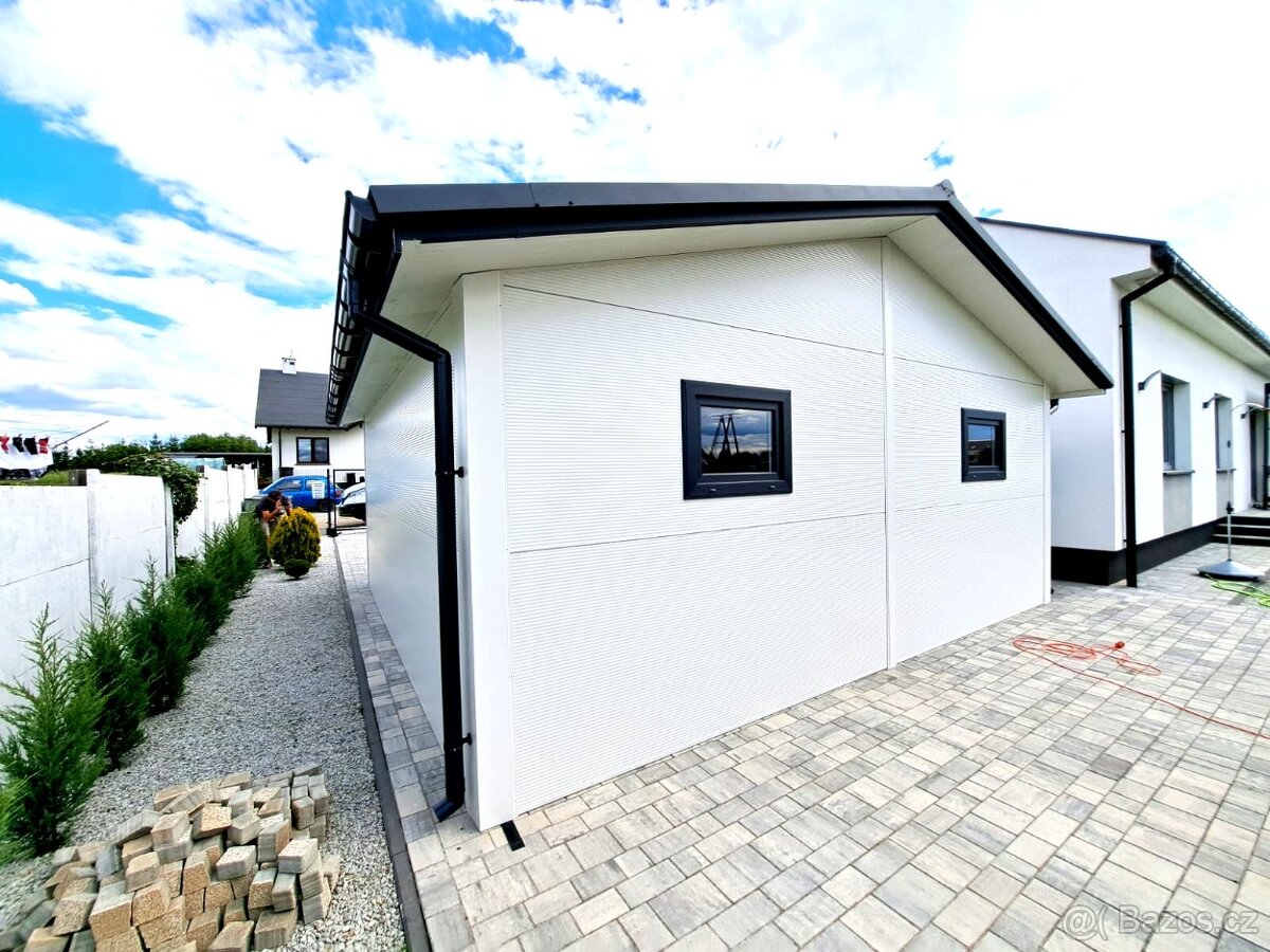 Garáž plechová zateplená - 2