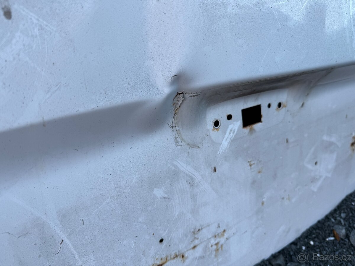 Zadní dveře na Renault Trafic - 2