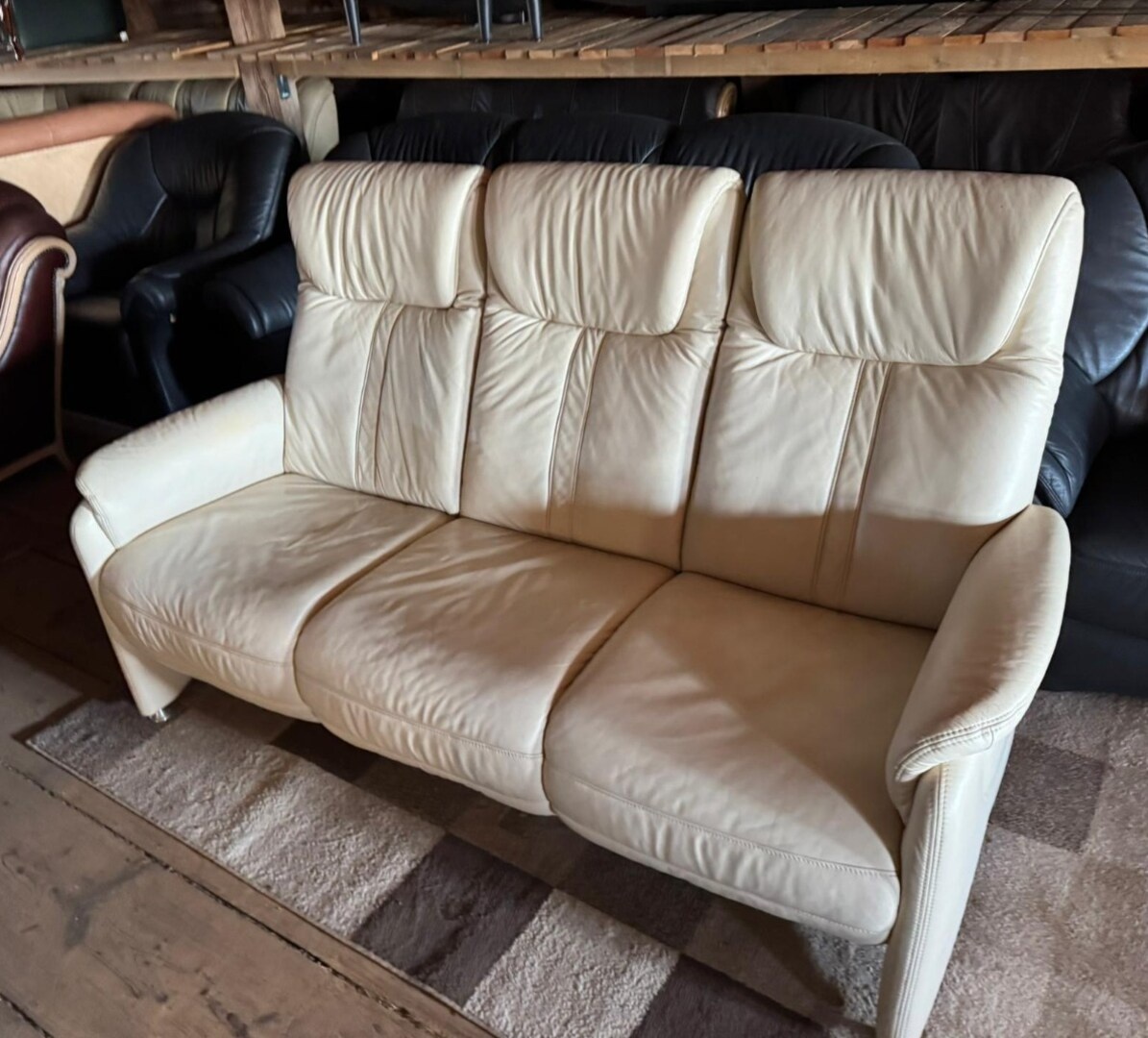 Kožená krémová pohovka,6047 - 2