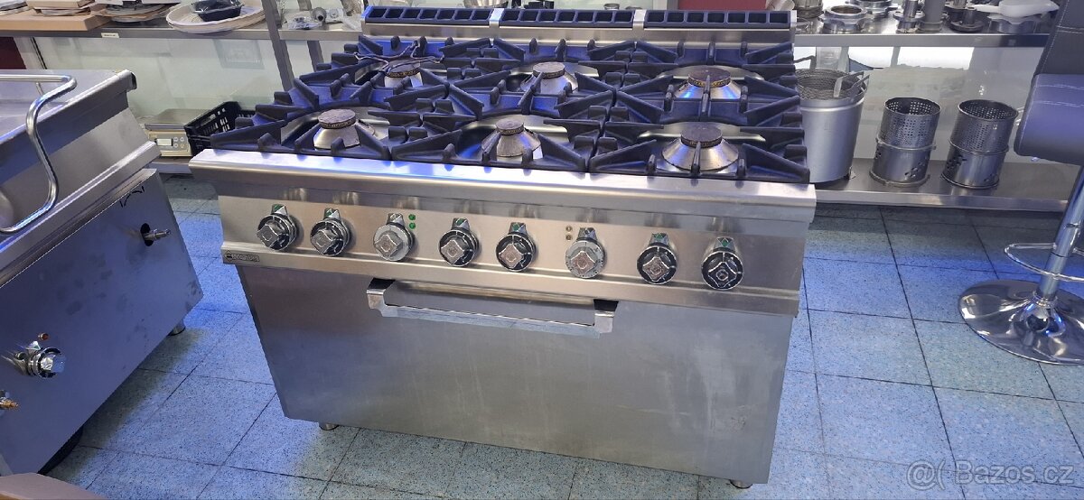 Sporák plynový se statickou plynovou troubou 3x GN 1/1 - 2