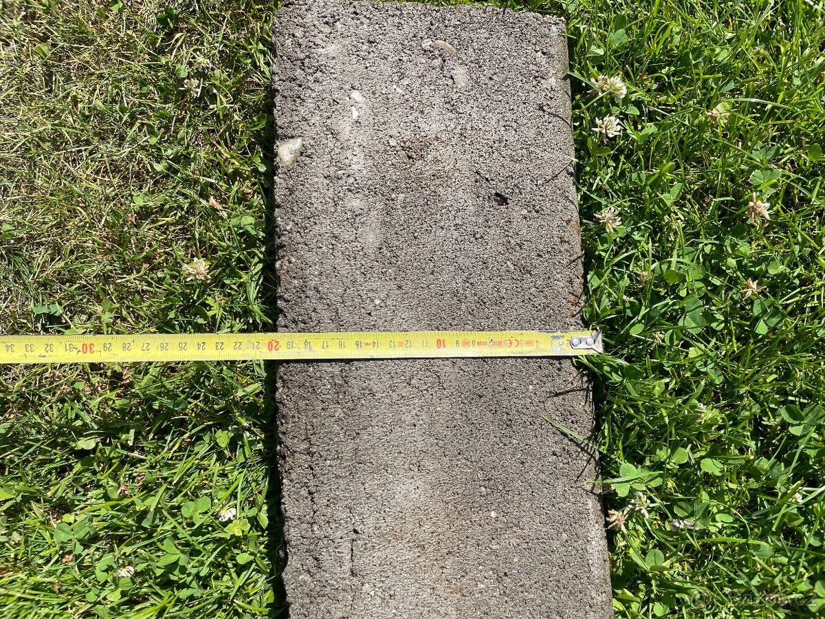 použité obrubníky - 2