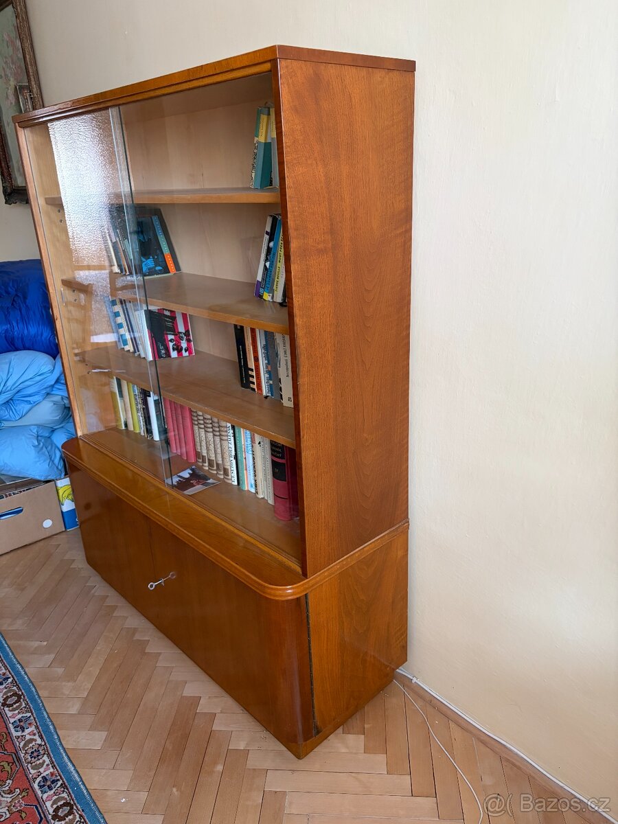 Retro knihovna / vitrína Halabala - 2