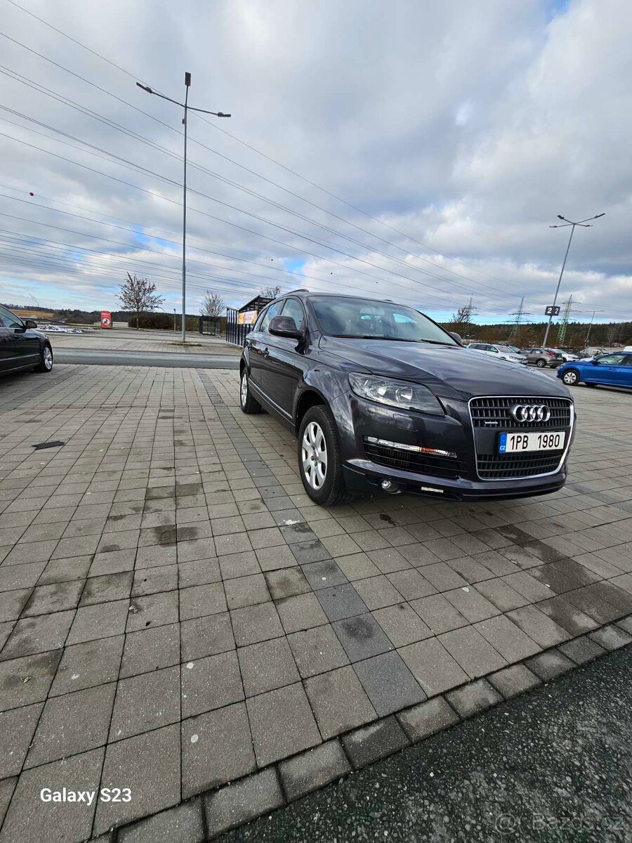 Audi Q7 - 2