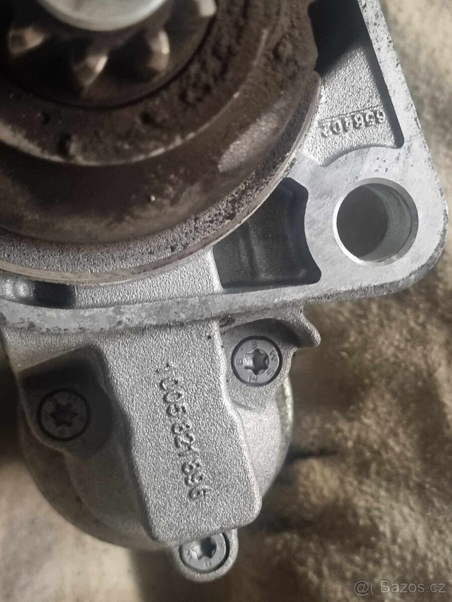 Startér Bosch 0 001 121 026 - 2