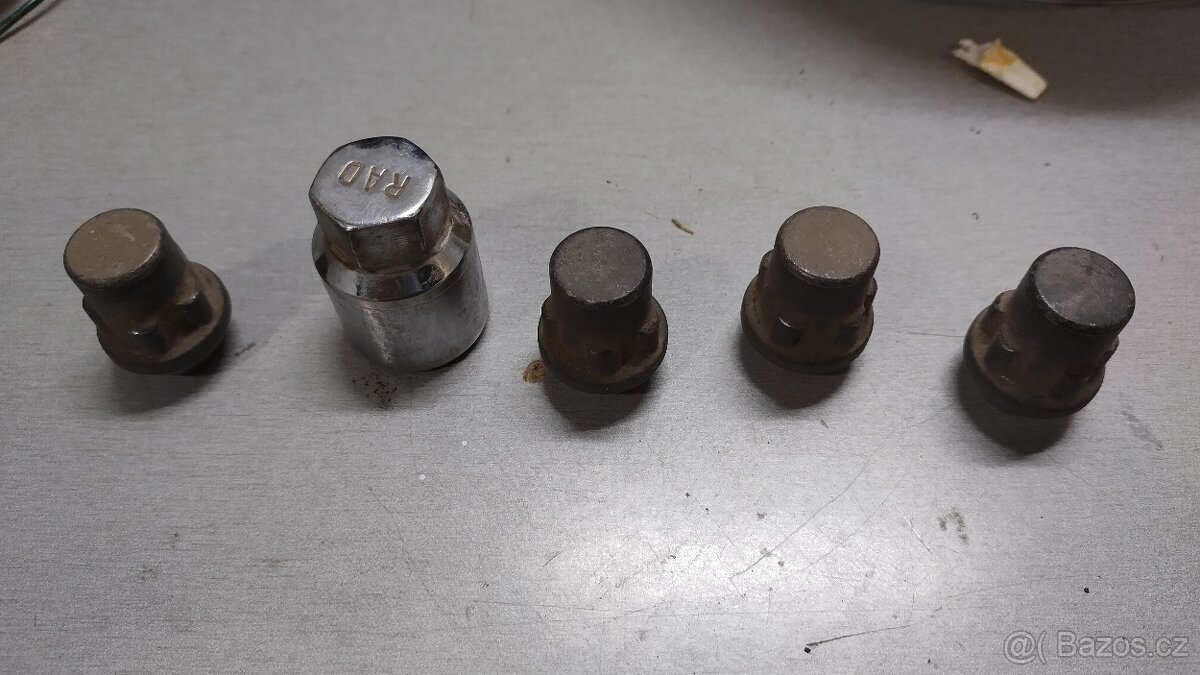 prodam bezpečtnosti matice kol - 2