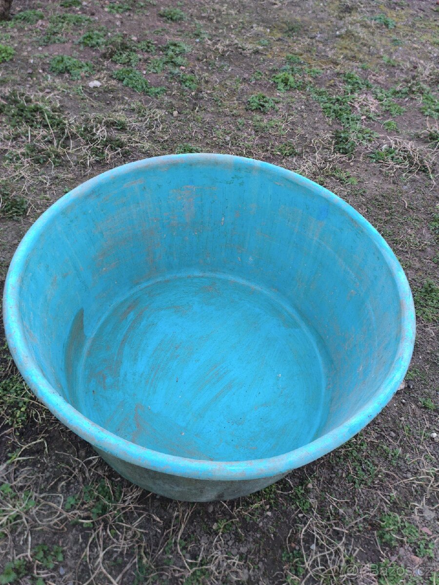 Káď sklolaminát cca 500l - 2