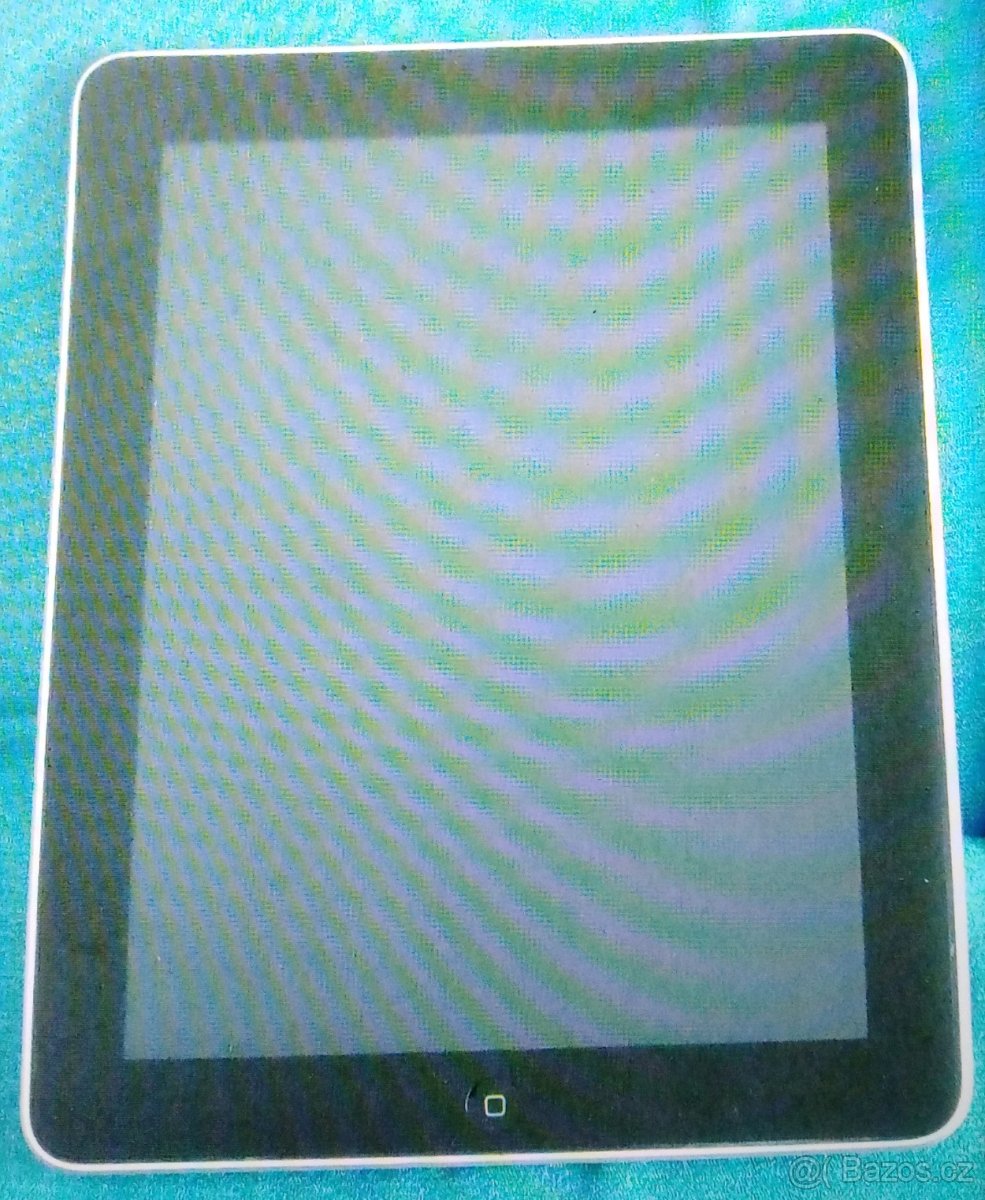 Apple iPad ve výborném stavu - 2