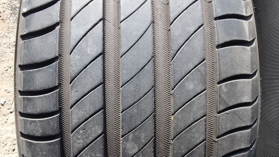 Letní pneu 225/45/17 Michelin - 2