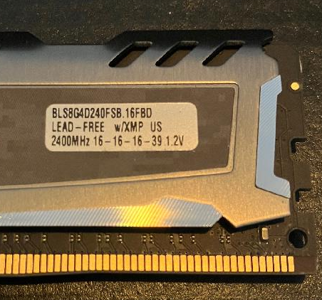2x Crucial 8GB DDR4 2400MHz CL16 - 2