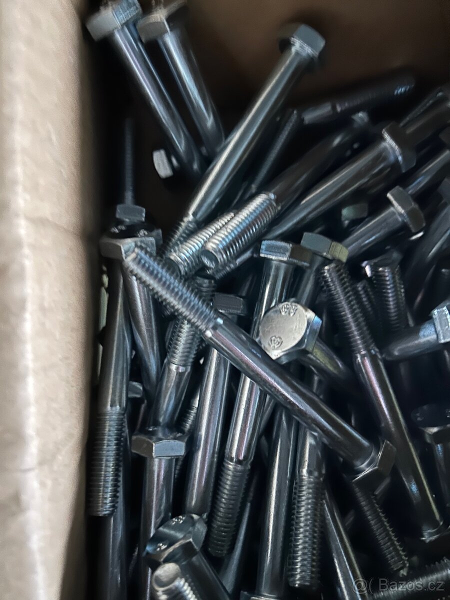 Šrouby - 2
