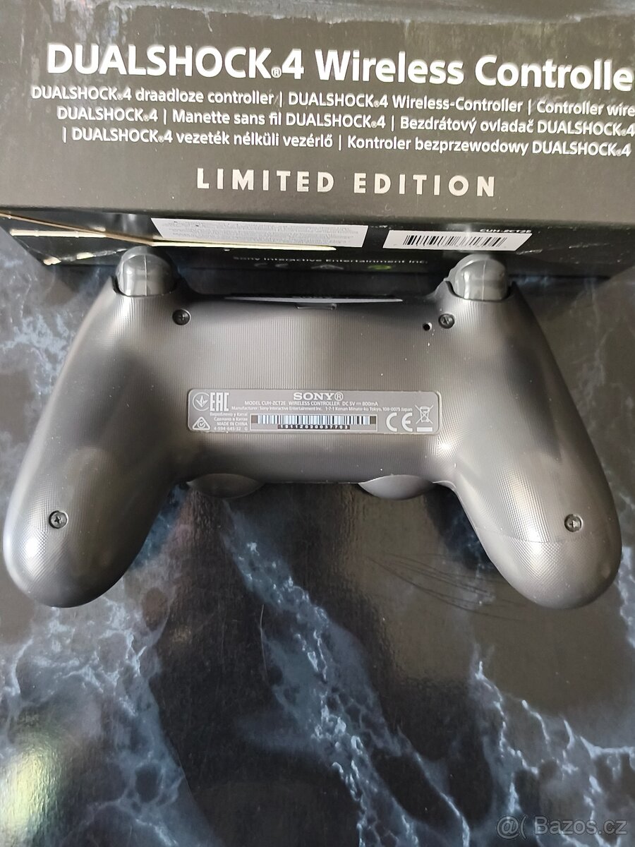 PlayStation 4 ovladač - 2