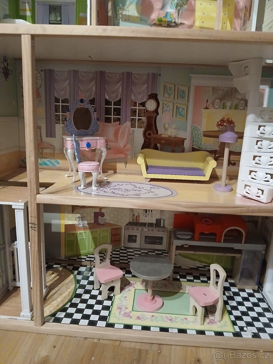 Domeček pro panenky - 2