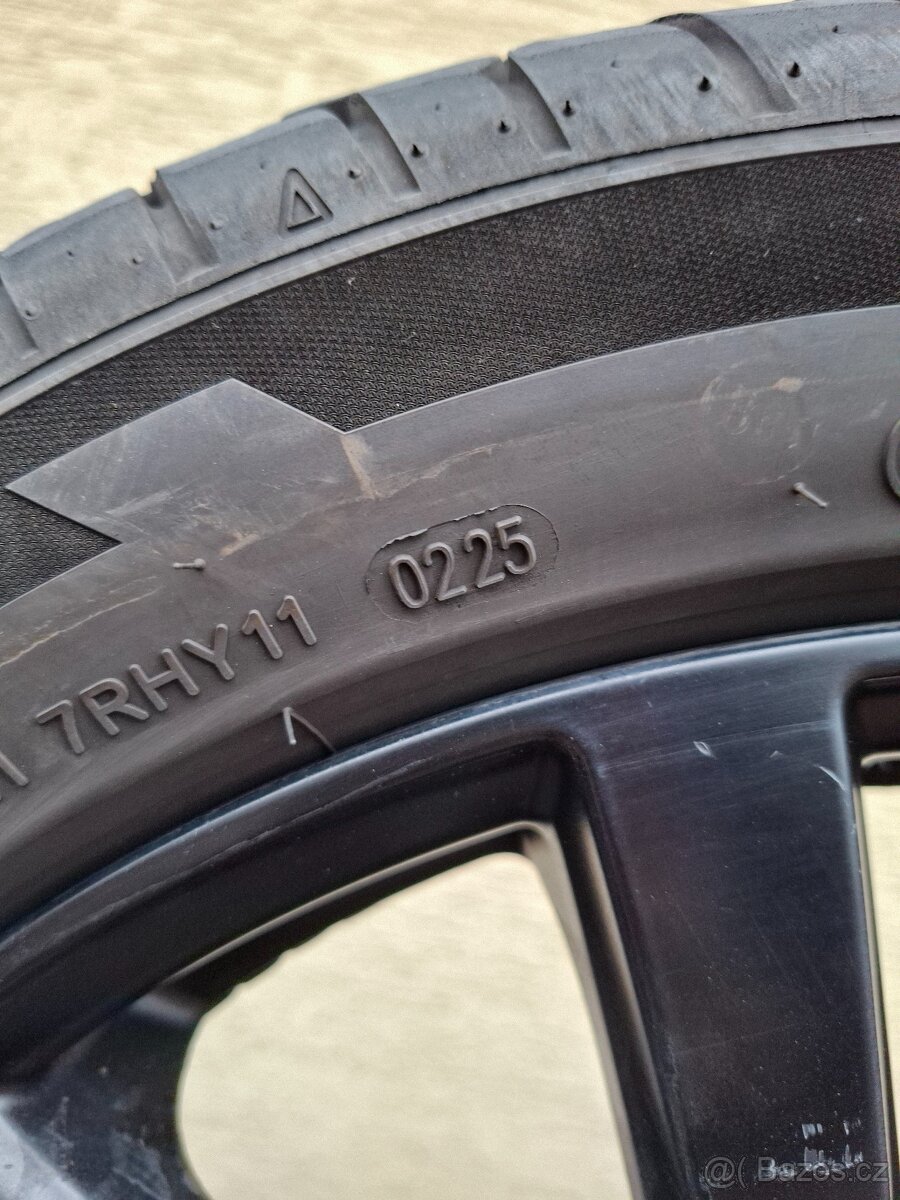 ALU kola PLATIN s pneu RADAR 17" - 2