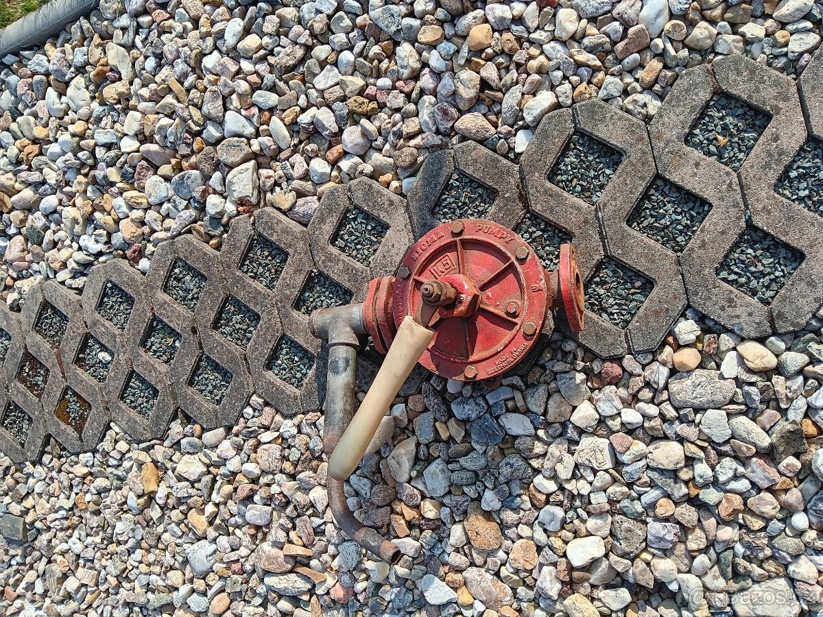 Ruční pumpa Sigma - 2