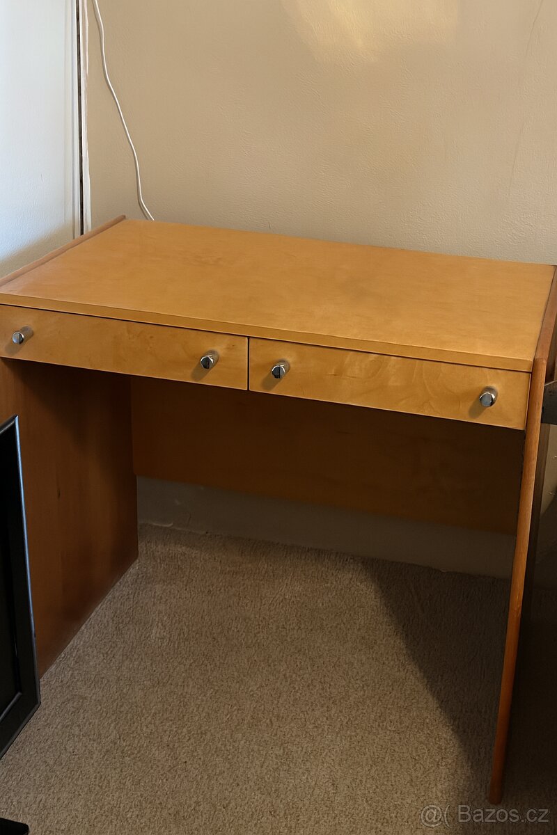 Toaletní stolek a noční stolek - 2