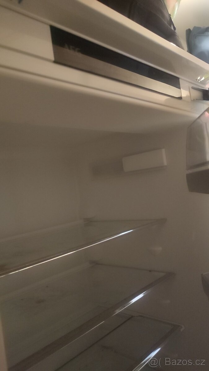 Vestavěná Lednice AEG - 2