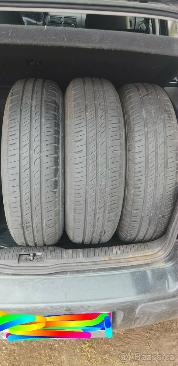 Volkswagen Golf 4 1.6. RS - 2