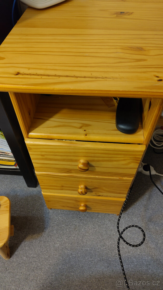 dřevěný psací stůl a šuplíky - 2