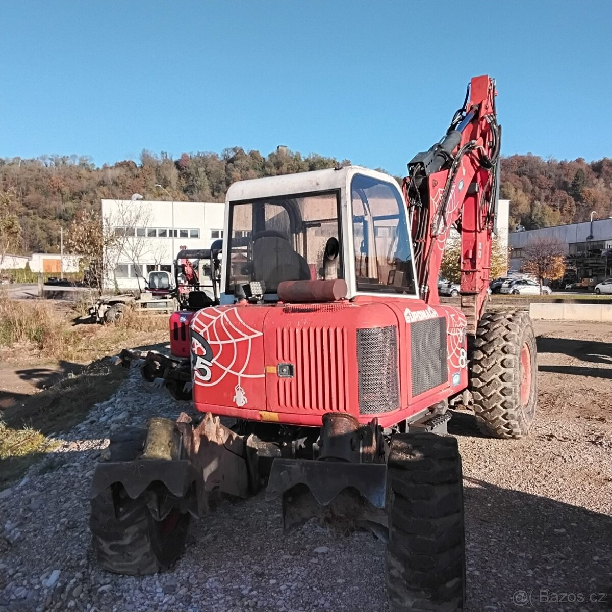 kracive rypadlo Euromach R85 LUDV - 2