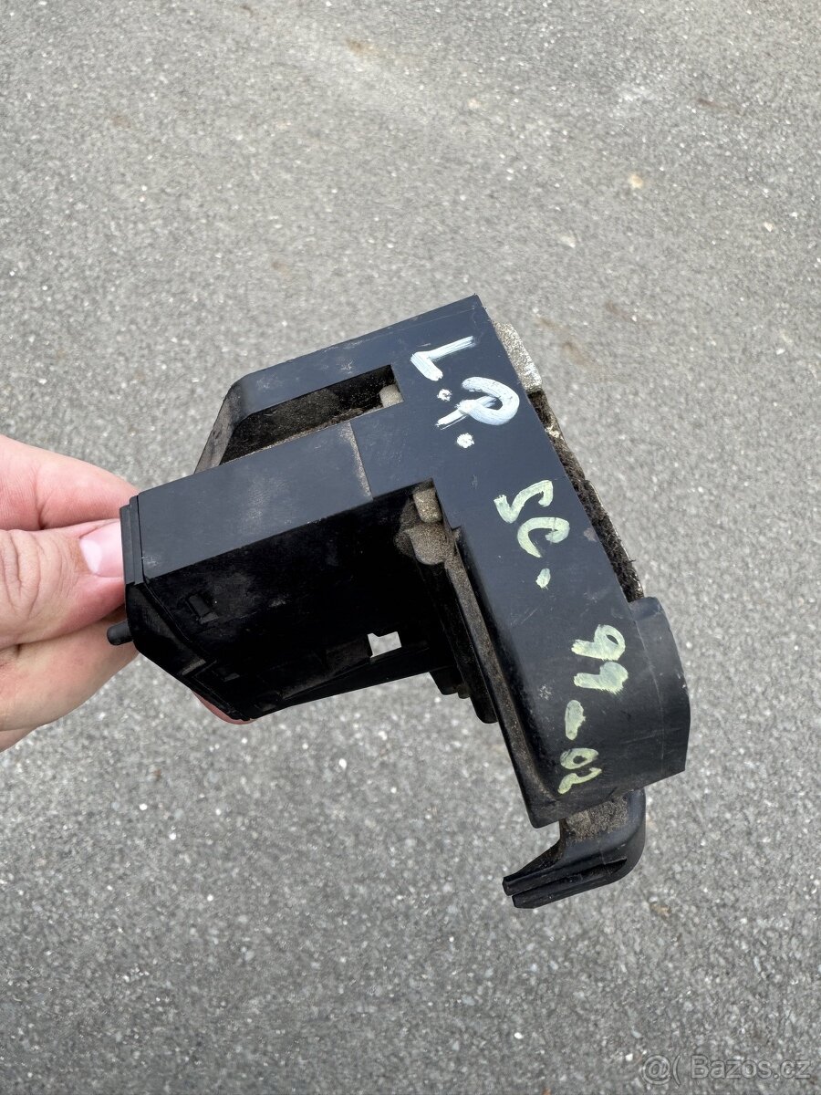 Renault scenic zámek dveří - 2