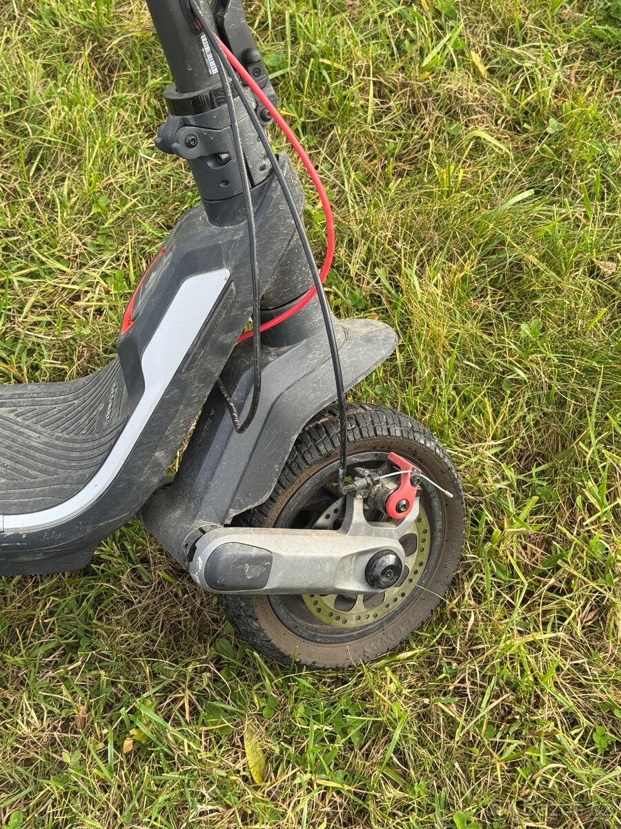 Elektrická koloběžka / Skútr - 2