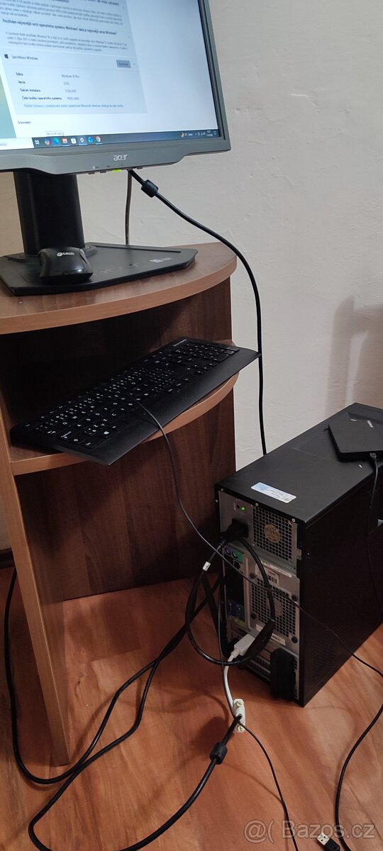 Stolní PC - funkční + příslušenství - 2