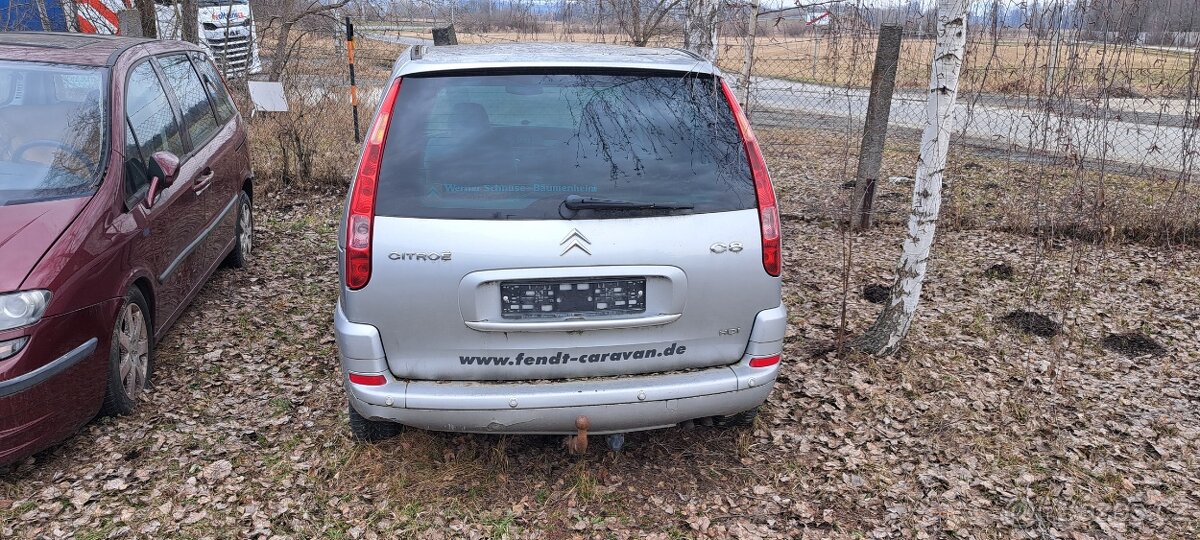 C8 2,2 HDI 94kw rok 2003 - 2