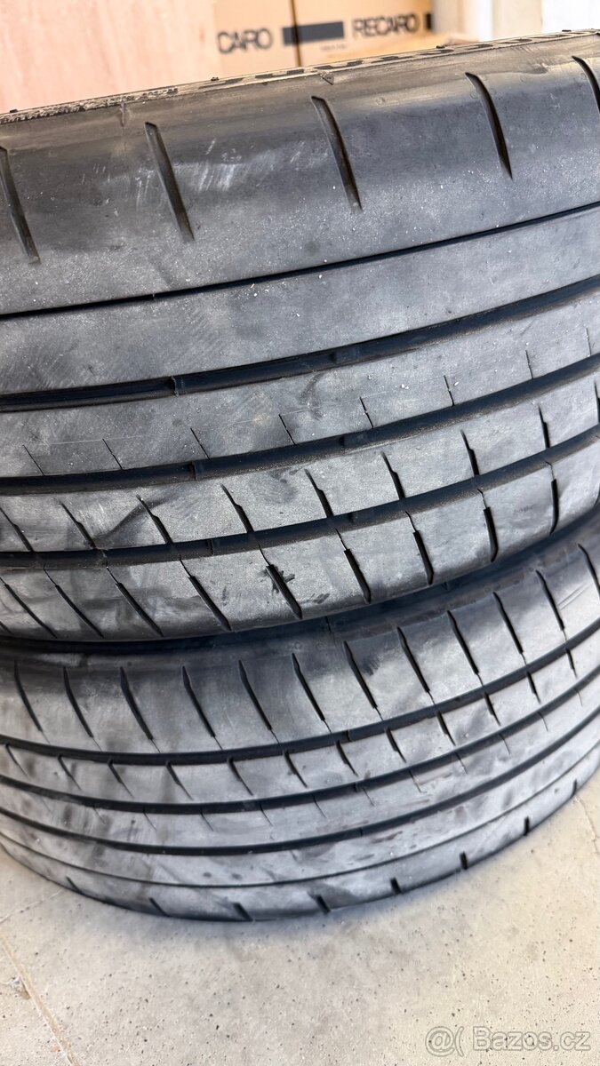 Bridgestone Potenza Race 225/45 R17 - 2