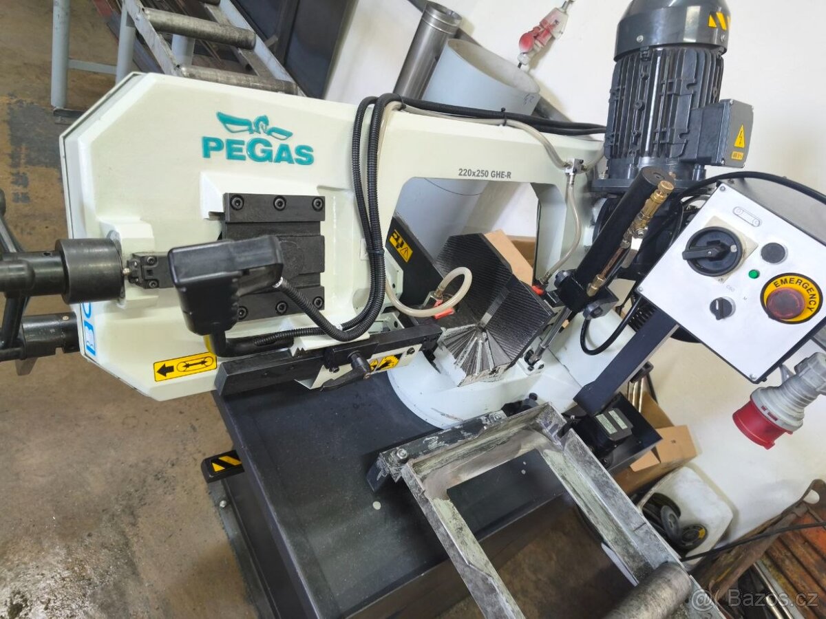 Pásová pila Pegas 220x250 GH-R - 2