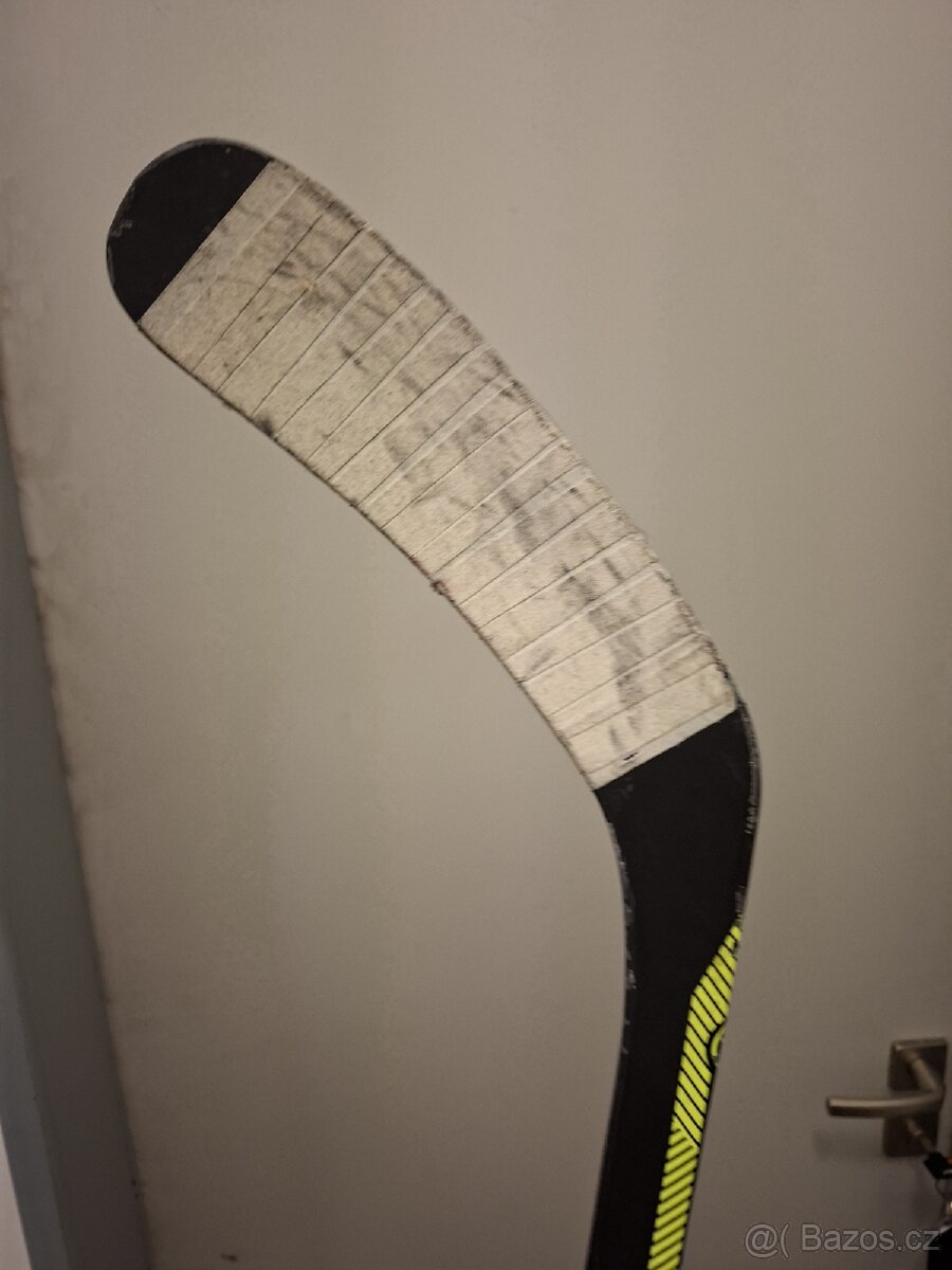 Hokejka P29 warior - 2