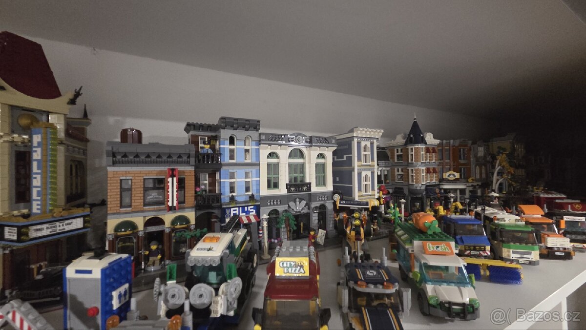 Lego Modularni domy na prodej - 2