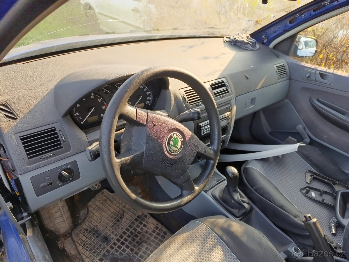 Škoda fabia - 2