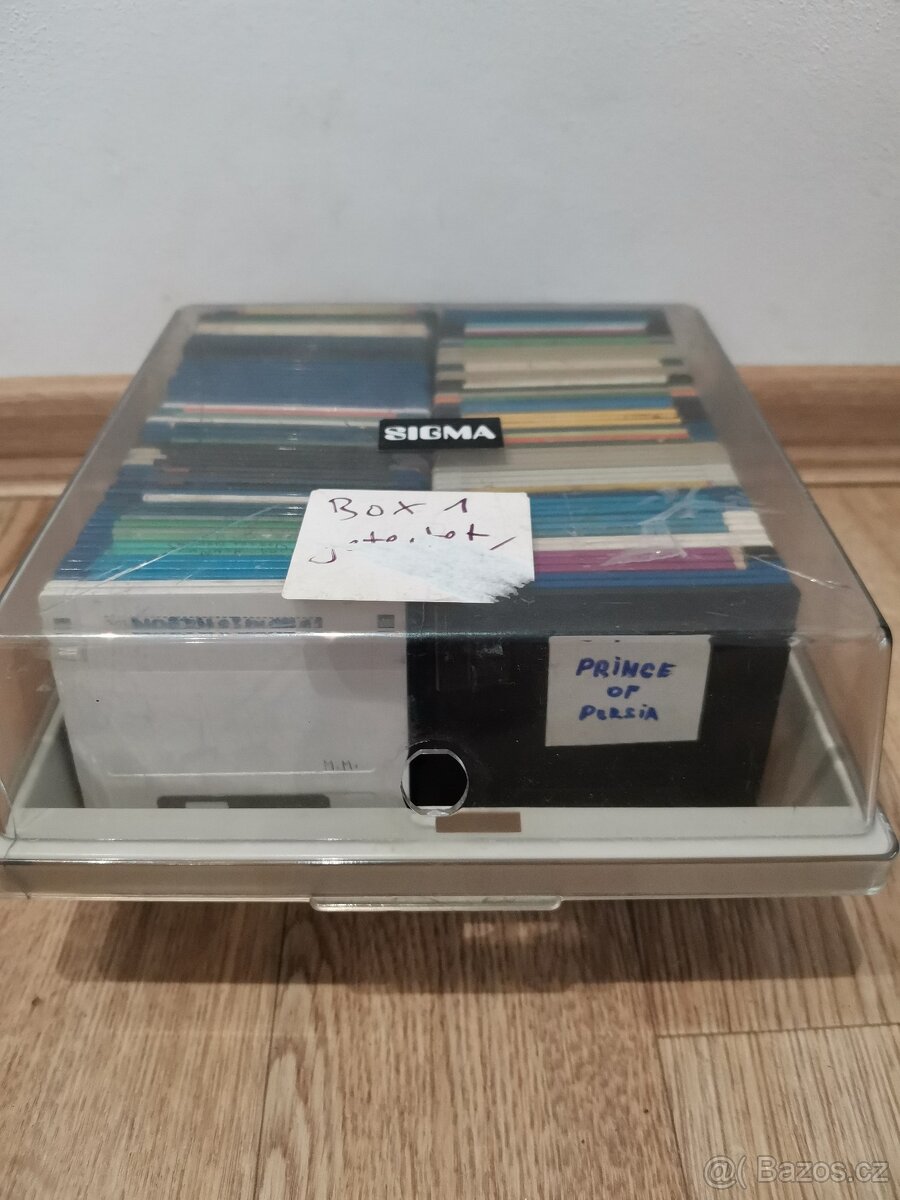 BOX + DISKETY AMIGA - 2