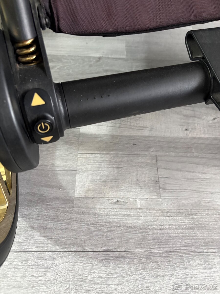 Cybex Jeremy Scott E-Priam (elektrický) - 2
