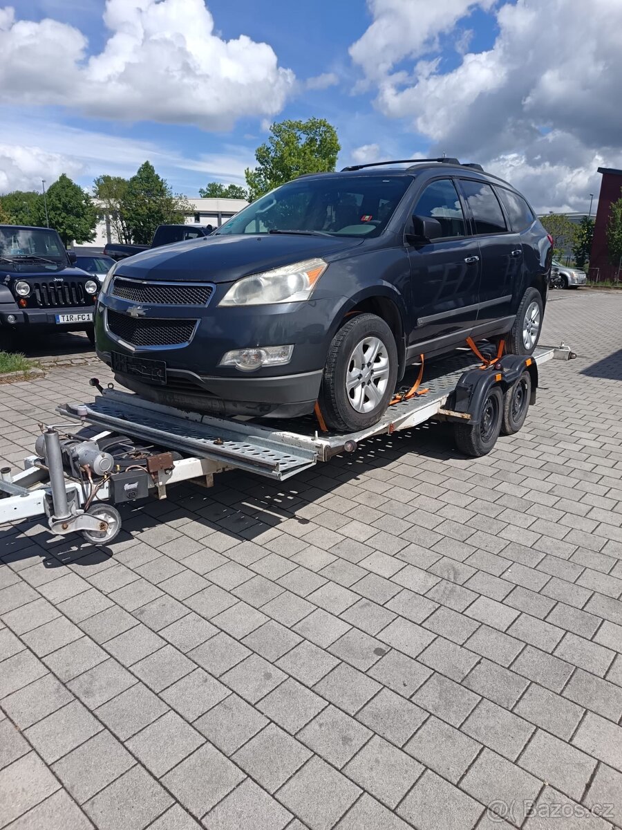 Chevrolet Traverse 2008 - náhradní díly - 2