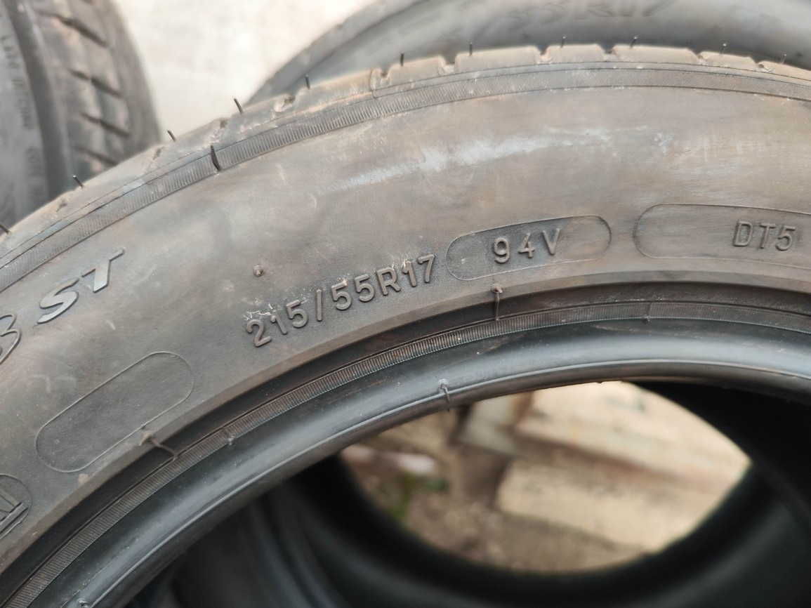 17"zánovní letní pneu Michelin 215/55/17 6000Kč/4ks - 2