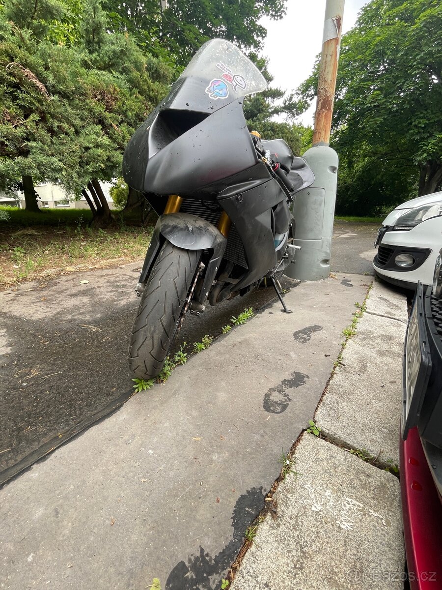 Kawasaki ninja zx10r - 2