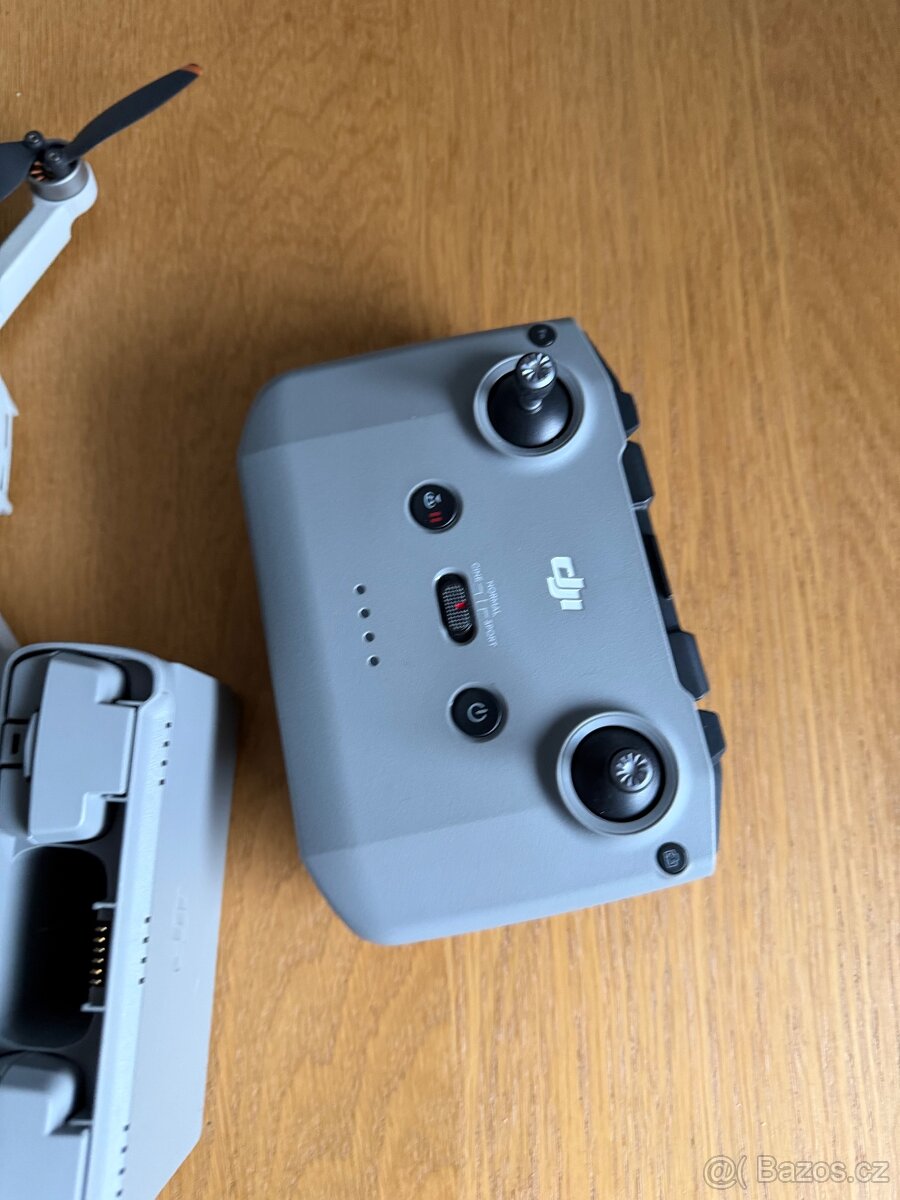 DJI Mini 2 Fly More Combo – jako nový, plně funkční... - 2