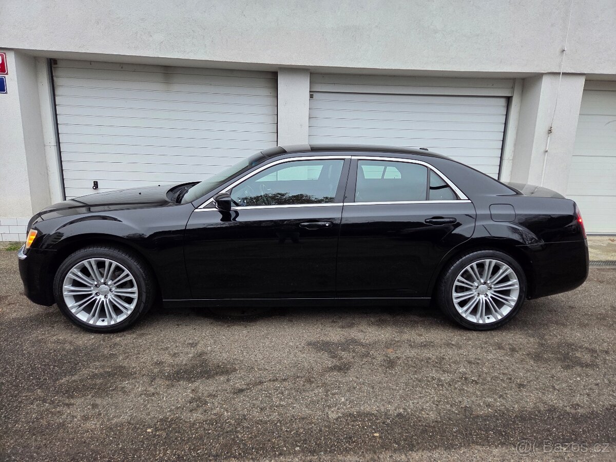 Chrysler 300C, 3.6i V6 Automat - 2