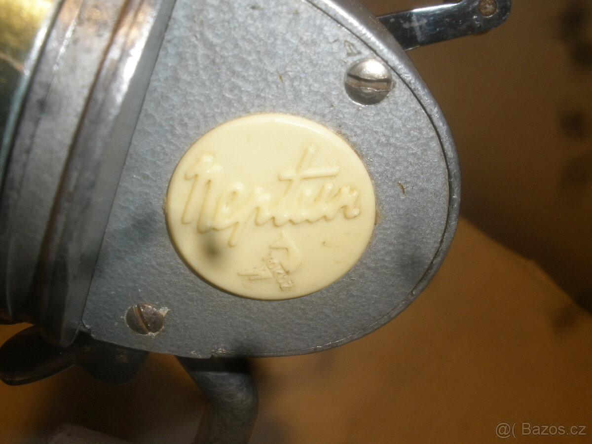 Starý rybářský naviják NEPTUN TOKOZ - 2