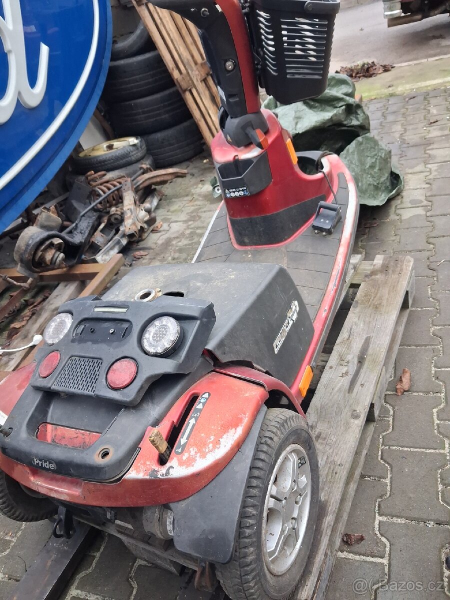 Elektrotrikolka luna pride - 2