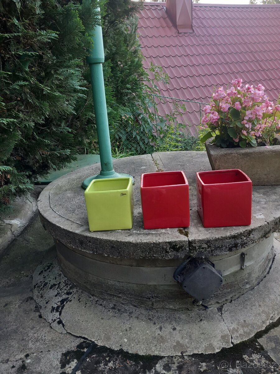 keramické květináče - 2