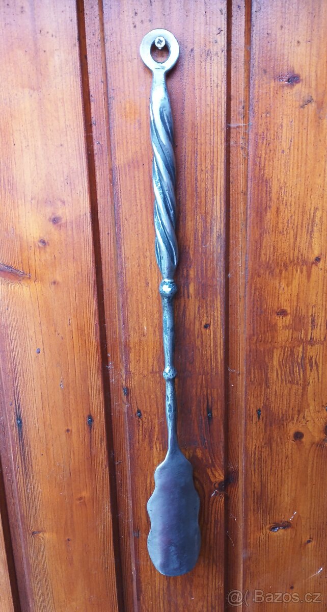 Kovaná lžička na boty (obuvák) - 2