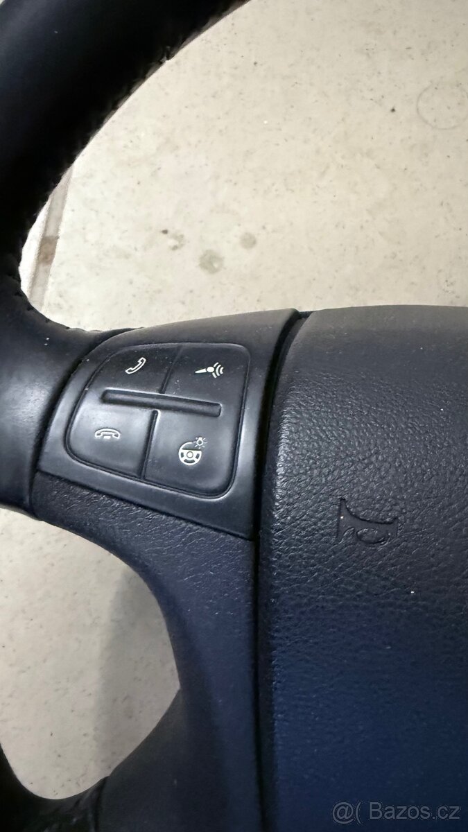 Multifunkcni volant s airbagem Skoda Octavia 2 - 2